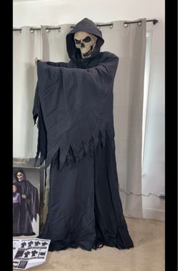 6 Ft. Black Heart GRIM REAPER Halloween Animatronic Prop