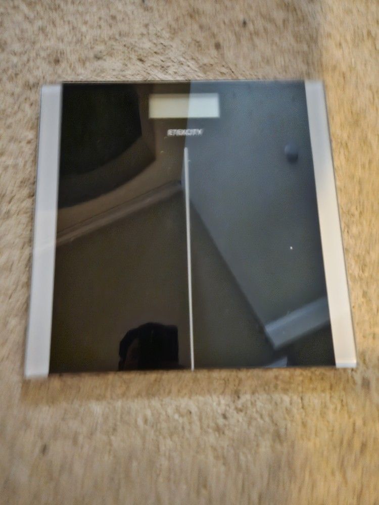 Etekcity Digital Scale with Backlit LCD Display in Black