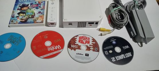 Wii Comes W Games All The Wires