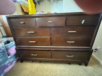 Wynwood Large Wood Dresser