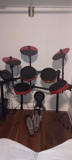 Electric Drum kit "Alesis nitro mesh" price Negotiable