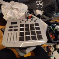 M-Audio Trigger Finger MIDI USB Beat Pad Controller - Tested & Working 4 Sale $50 obo