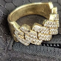 Men's Ring size Approx 7 1/2