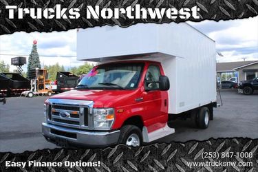 2015 Ford E-450 Cutaway