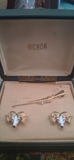 Dress shirts / tie pins