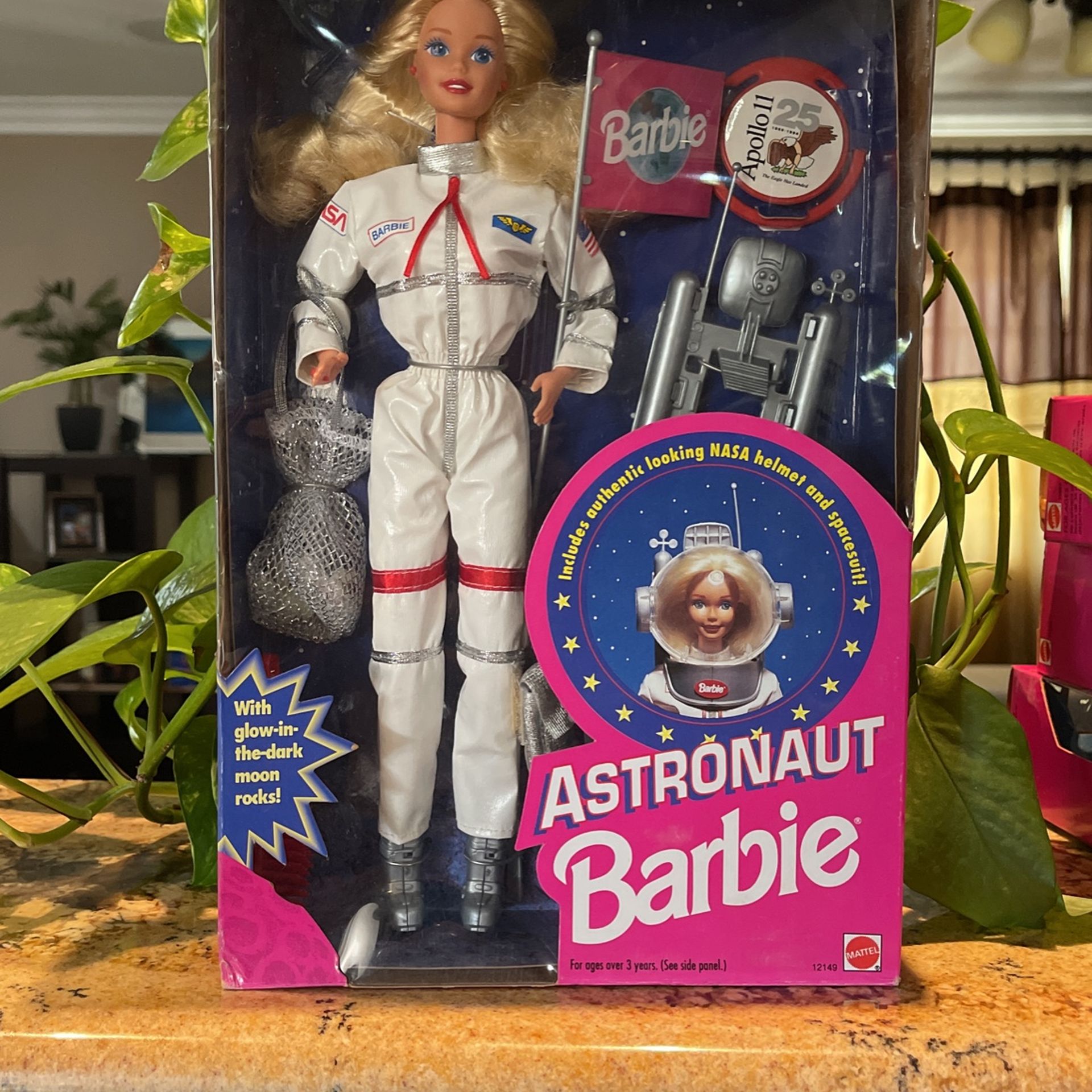 Special Edition Astronaut Barbie for Sale in Victorville CA OfferUp
