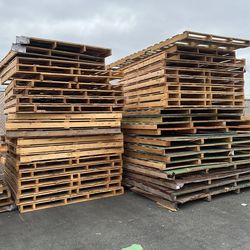 oversized pallets and crates
