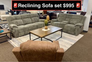 New Sofa and love seat with 4 Recliners