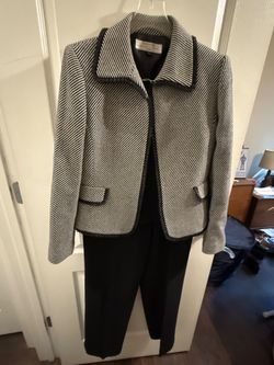 Tahari Arthur S. Levine Pant Suit Set Black White Stripe Petite 8P