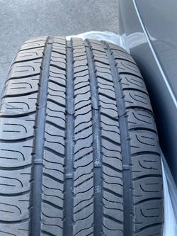 Good Year Assurance 225/50R17