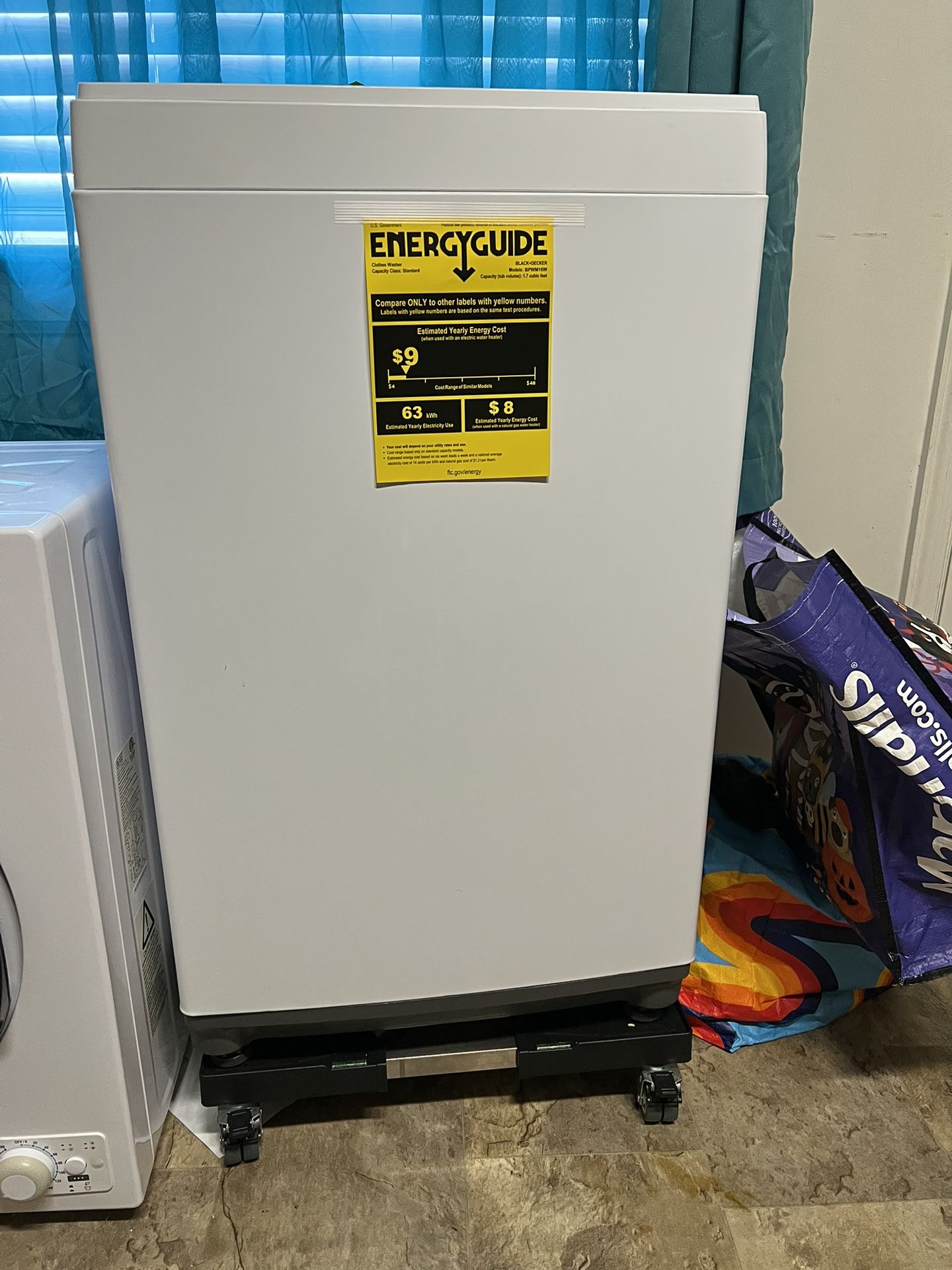 Portable BLACK + DECKER Washer & Dryer