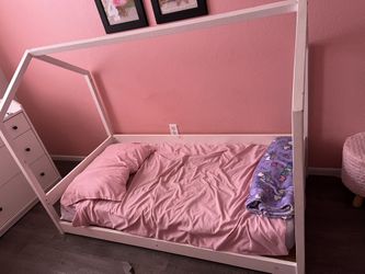 House Shape Bed 