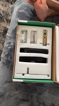 Smart Door Lock with Fingerprint Reader