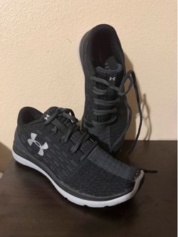 Shoes size 8