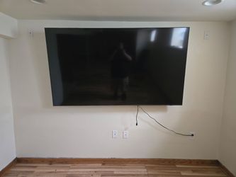85 inch TV flat screen