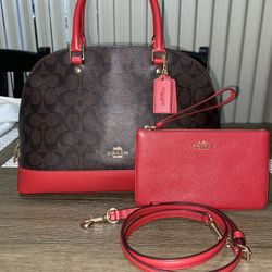Coach Purse And Coach Wristlet  LOCATED IN COVINA 