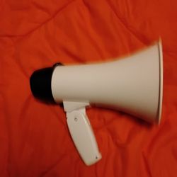 Toy megaphone