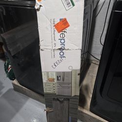 Lifeproof Floor Planks