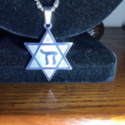 Star Of David Necklace 