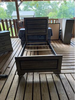 Twin size bed frame
