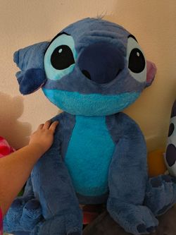 Giant Stitch plush
