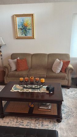 Basset two piece furniture
