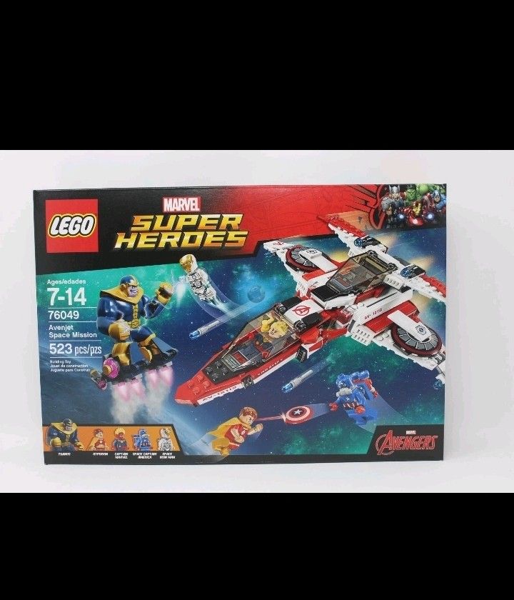 Legos 7604 Avengenjet Space Mission NEW!!!!