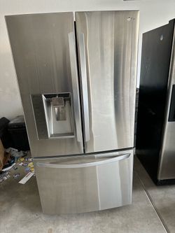 Refrigerator LG