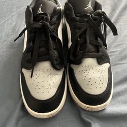 Air Jordan 1 Low Shadow