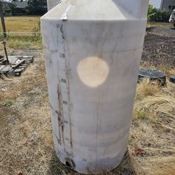 150 Gallon Water Tank