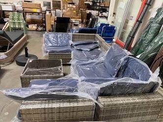 New in Box Outdoor 7 Piece Wicker Patio Furniture Set Rattan Sectional Sofa Couch Patio Conversation
