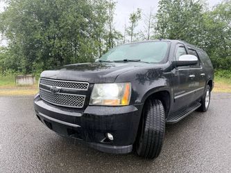 Chevrolet Suburban Full-Size SUV
