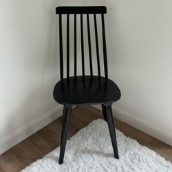 2 CHAIRS - EXCELLENT CONDITION 