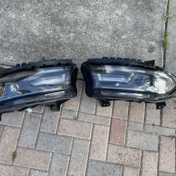 Dodge Charger SXT,GT,RT,SRT 2015-2021 Headlights 