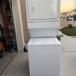Whirpool  Stacked  Washer and Dryer