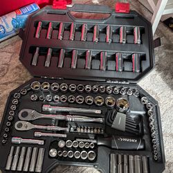Mechanics Tool Set (119-Piece)