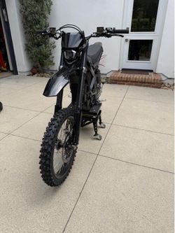 2025 surron ultra bee LOW MILES