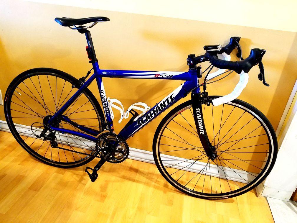 Scattante R550 Road Bike 52cm Carbon Fiber Fork