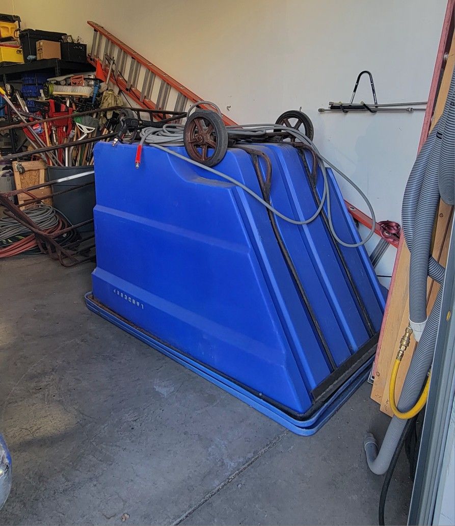 Utility Tilt Truck