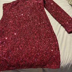 Womans Sequence Cranberry Dress. Size Small