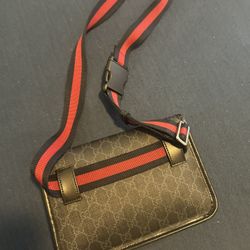 Gucci Messenger Bag