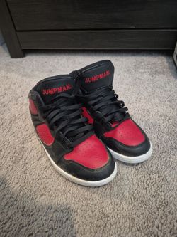 Size 1.5 boys shoes