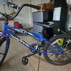 Boys Huffy bike 15" wheels