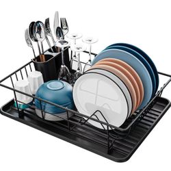GSlife Dish Drying Rack with Drainboard - Dish Racks for Kitchen Counter, Dish Drainer with Utensil Holder, No Drain Spout, Black Organiser Rubber