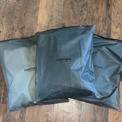 ESSENTIAL, SPYDER HOODIES👀