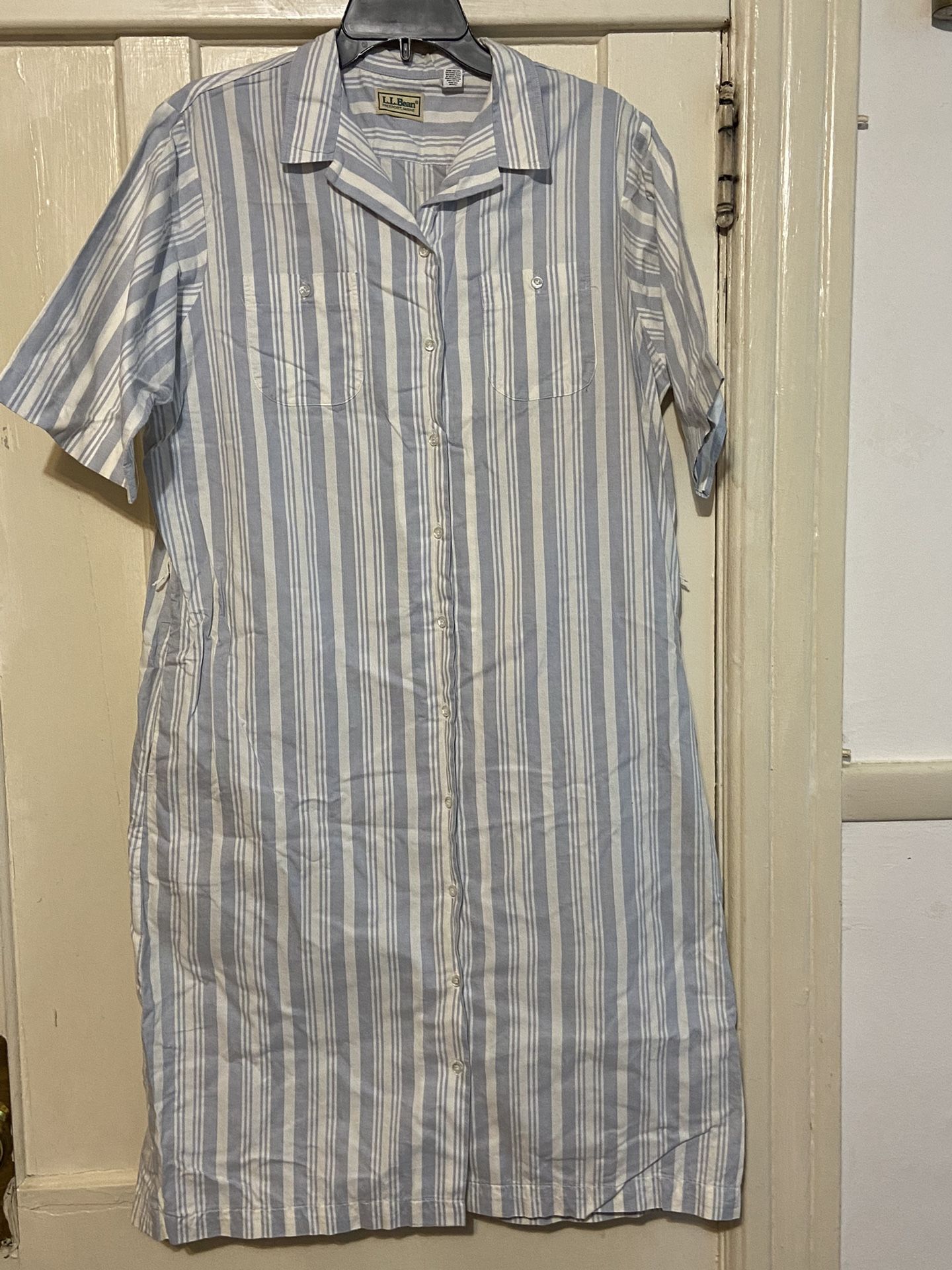 L.L.Bean vintage Button Up Shirt Dress Short Sleeve gray /white Striped