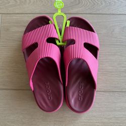 Crocs Wedge Women Size 7