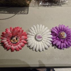 3 DISNEY flower Hair Clips