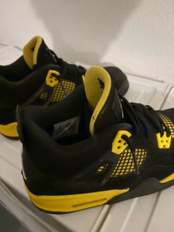 Jordan Thunder 4s