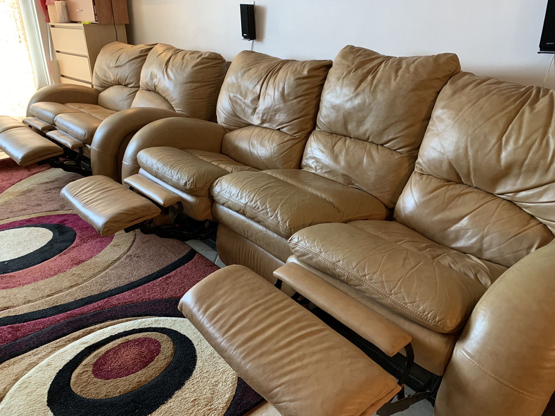 Leather sofa couch recliner